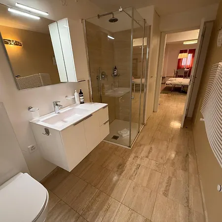 San Carlo Luxury شقة