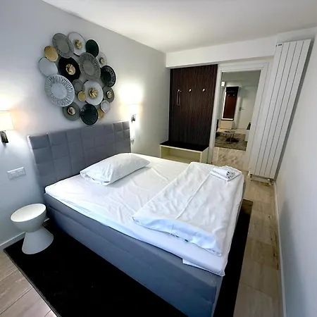 San Carlo Luxury لوغانو